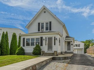 186 1/2 High St, Westerly, RI 02891