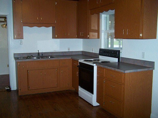 2nd image of 1751 NE Floridian Cir