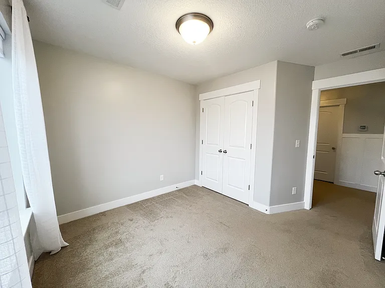 1638 W Quailhill Rd — Photo 19