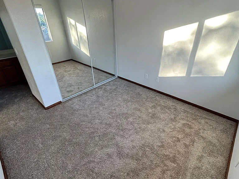 1265 Persimmon Ave #C — Photo 15
