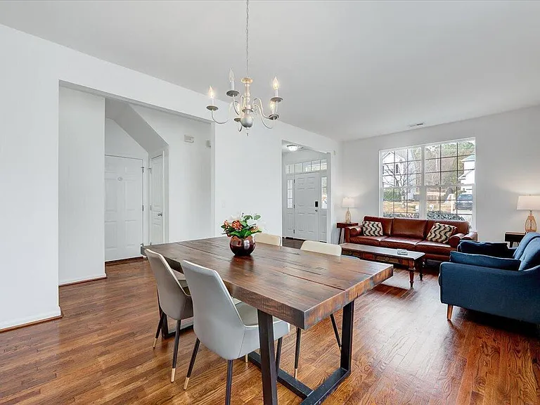 1005 Martin Bench Ct — Photo 12