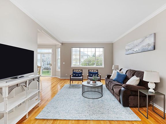 4th image of 1253 Tamarack Dr