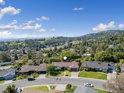 244 Sequoyah View Dr, Oakland, CA, 94605