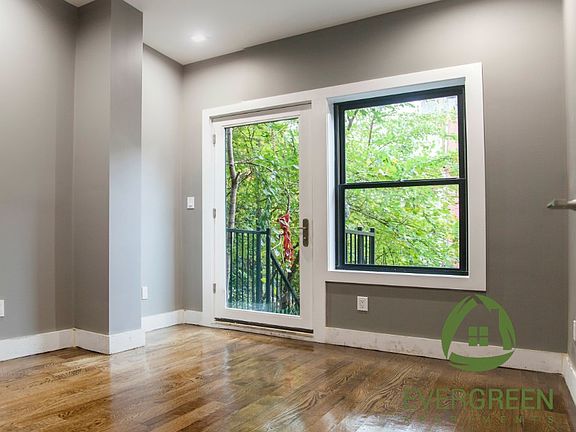 4th image of 269 Linden St #2