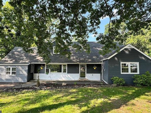 15 Warfield Pl