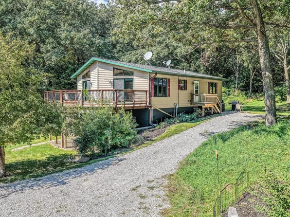 1784 Harvard Trl, Mondamin, IA 51557