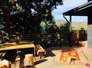 1810 Arteique Rd, Topanga, CA 90290