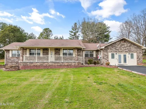 150 Holbrook Ave, Lenoir City, TN 37771