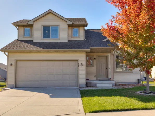 207 SW Murffys Run Ct, Ankeny, IA 50023
