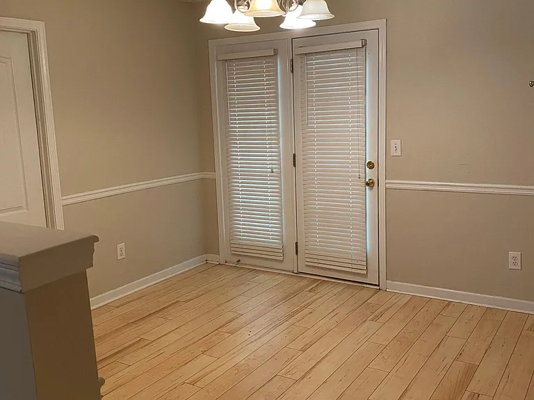 300 Lauren Way #HOUSE — Photo 6