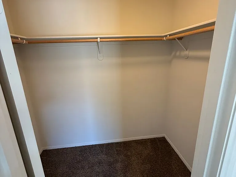 415 Welch Ave — Photo 15