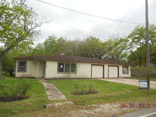 1st image of 1203 Fairview Dr