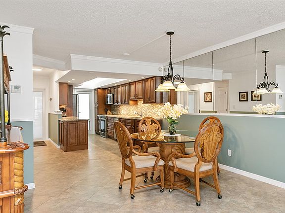 3rd image of 2731 NE 14th Street Causeway #605