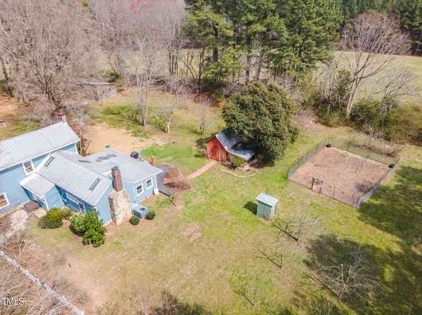 1024 Tobacco Rd, Pittsboro, NC 27312