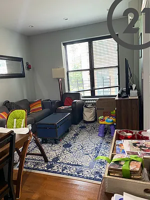 Rented by Century 21 Unique Realty | media 5