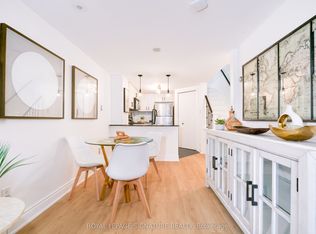 28 Laidlaw St #1602, Toronto, ON M6K1X2