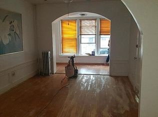516 40th St #1B, Brooklyn, NY 11232