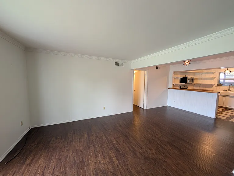 4715 Skillman St #A — Photo 4
