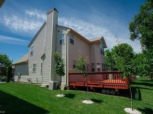 15 Jenna Dr, Bridgewater, NJ 08807