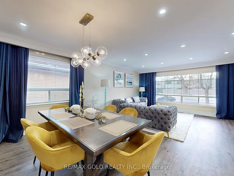 189 Kingsview Blvd — Photo 13