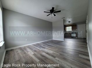 1 Lilac St APT 1, Greenbrier, AR 72058