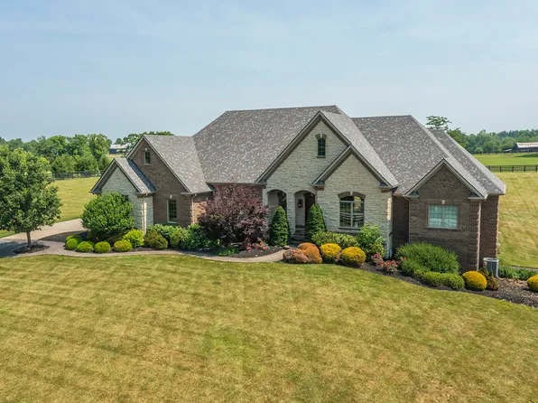 120 Old Woods Dr, Nicholasville, KY 40356