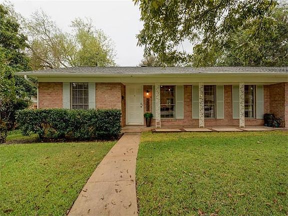 4th image of 3009 White Rock Dr