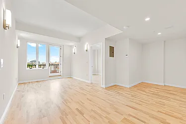 25-79 31st Street, #3B