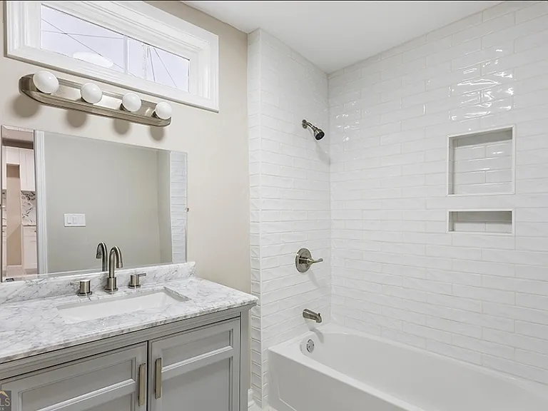 2502 Park Dr — Photo 9