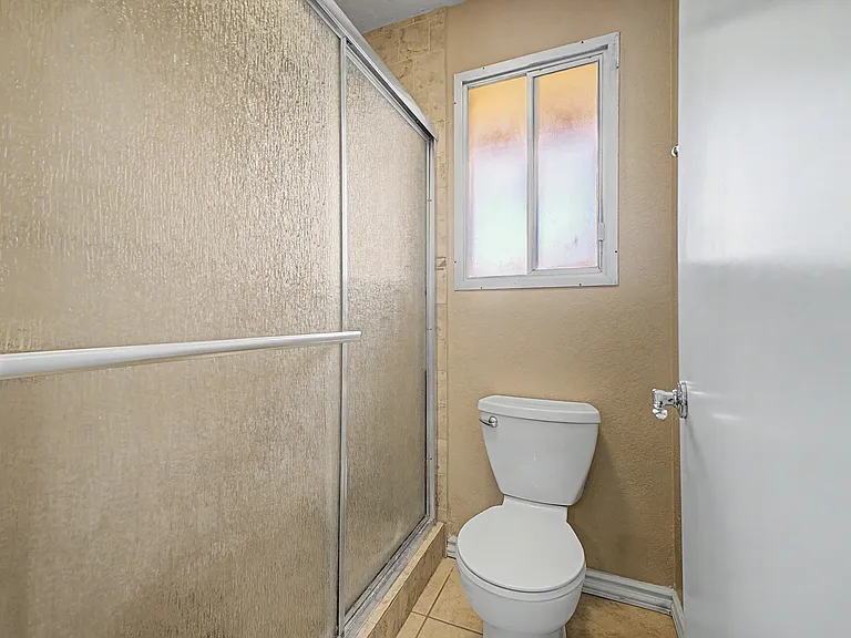 4016 W Hayward Ave — Photo 19