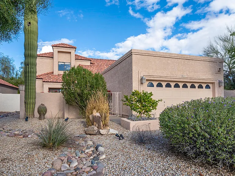 3980 E Graythorn St — Photo 24