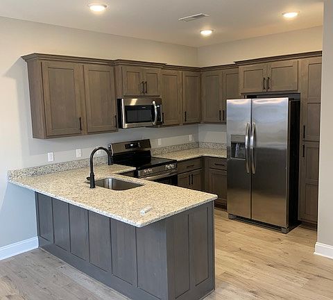 3rd image of 1784 Eagle Dr