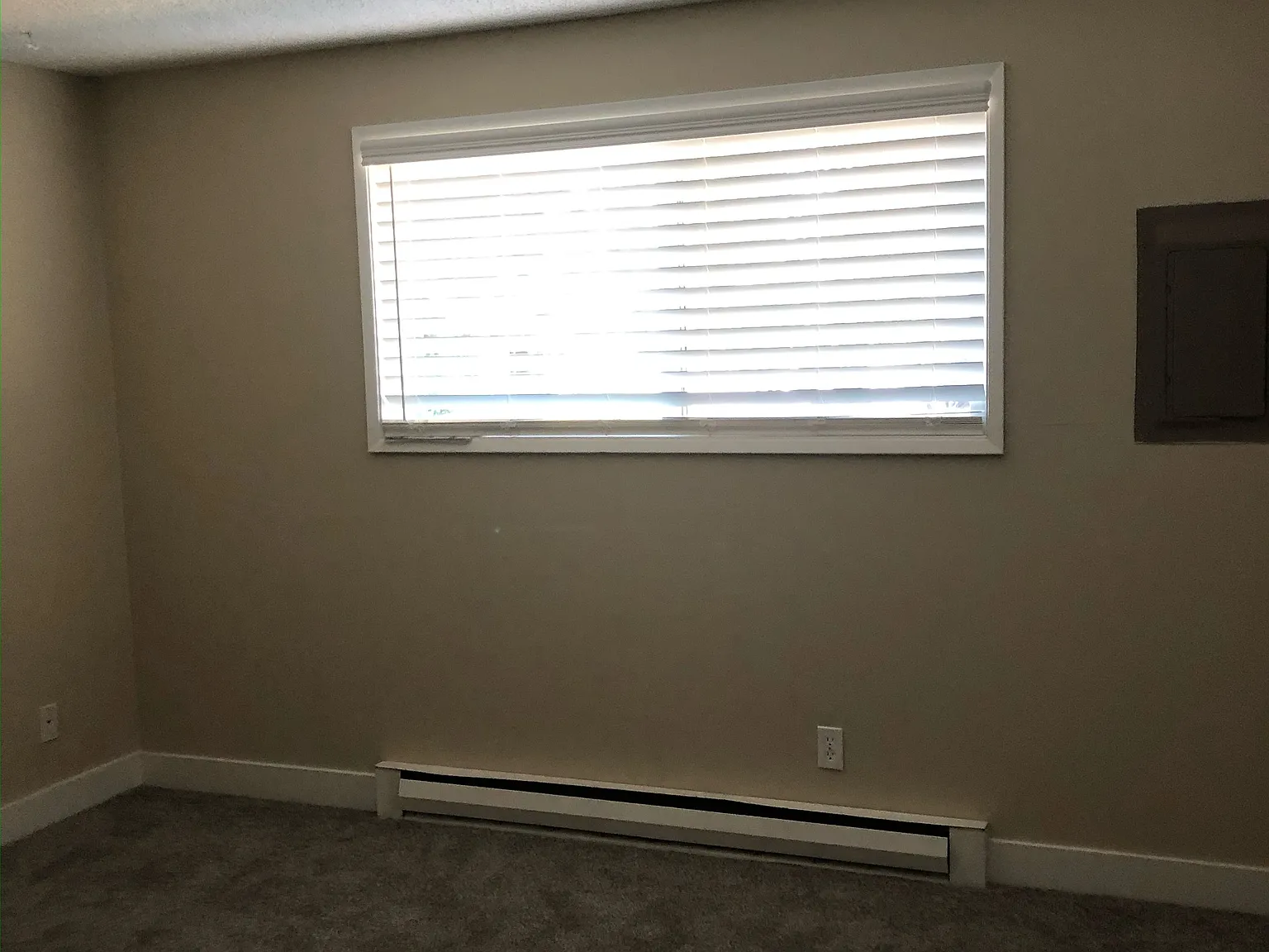 2 bed, 1000 sqft, $1,975 — Photo 4