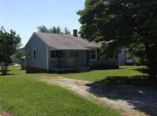 2114 Cypress St, Greensboro, NC 27405