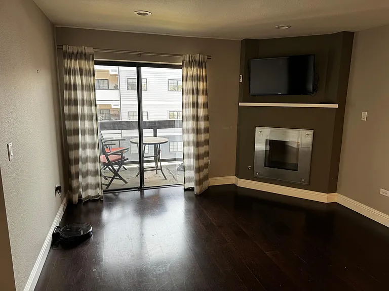 350 Detroit St #305 — Photo 6