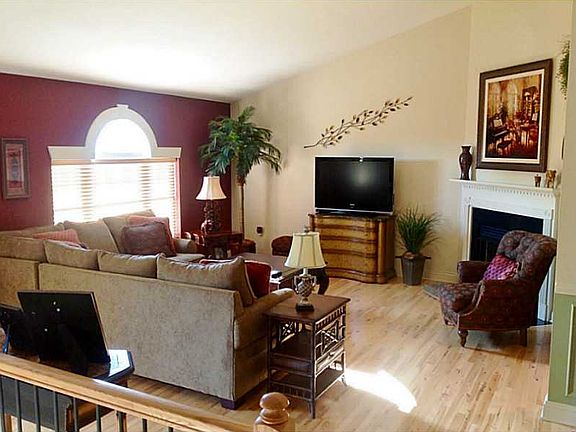 4th image of 507 Amberson Pl