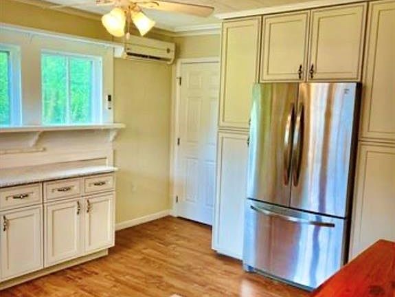 4th image of 23544 Blood River Rd