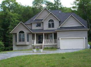 34 N Cross Rd, Staatsburg, NY 12580