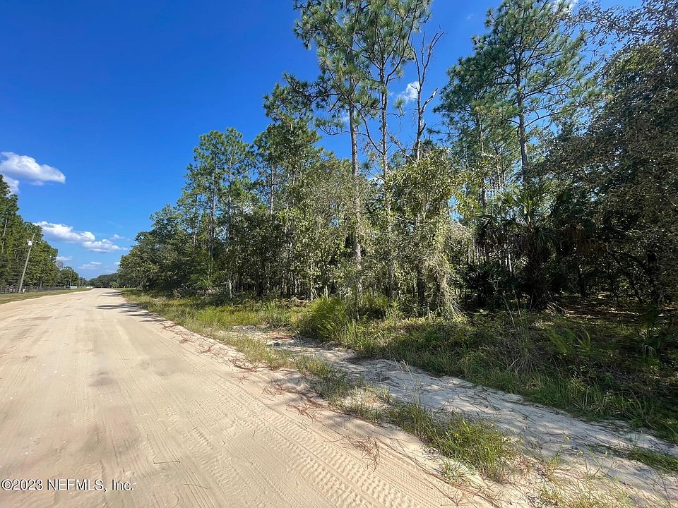 131 SPRING LAKE Drive, Interlachen, FL 32148 | MLS #1246954 | Zillow