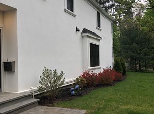 158 Pond Brook Rd, Newton, MA 02467