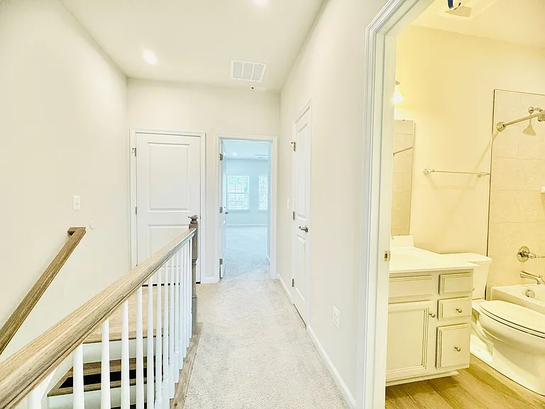 18374 Reaper Hill Ct — Photo 22