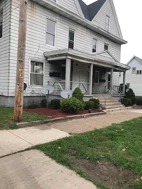 1 bed, 425 sqft, $965 — Photo 2