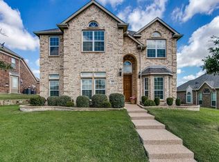 405 Kearsarge St, Desoto, TX 75115