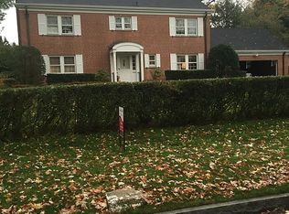 6 Avondale Rd, White Plains, NY 10605