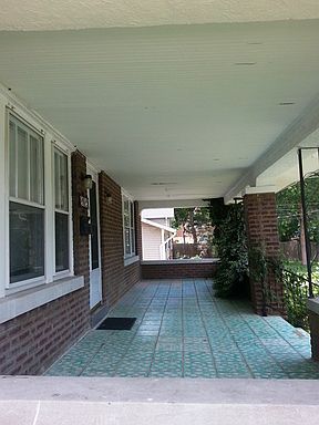 2nd image of 2625 Hope Ave