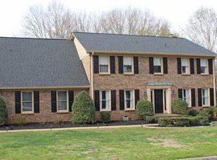 102 Autumn Rd, Greer, SC 29650