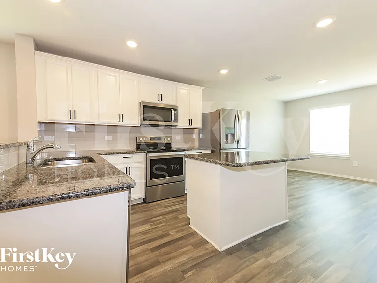 3308 Cord Pl — Photo 7