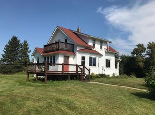 27112 Olinda Trl, Lindstrom, MN 55045