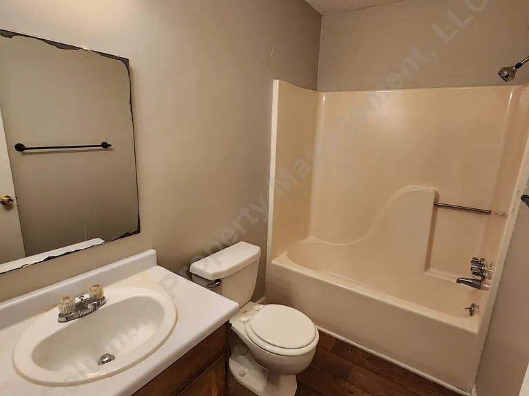 124 Leila Ln #A — Photo 8