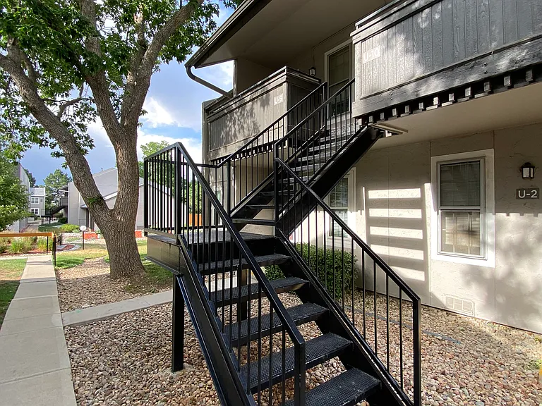 2301 E Fremont Ave #U9 — Photo 68